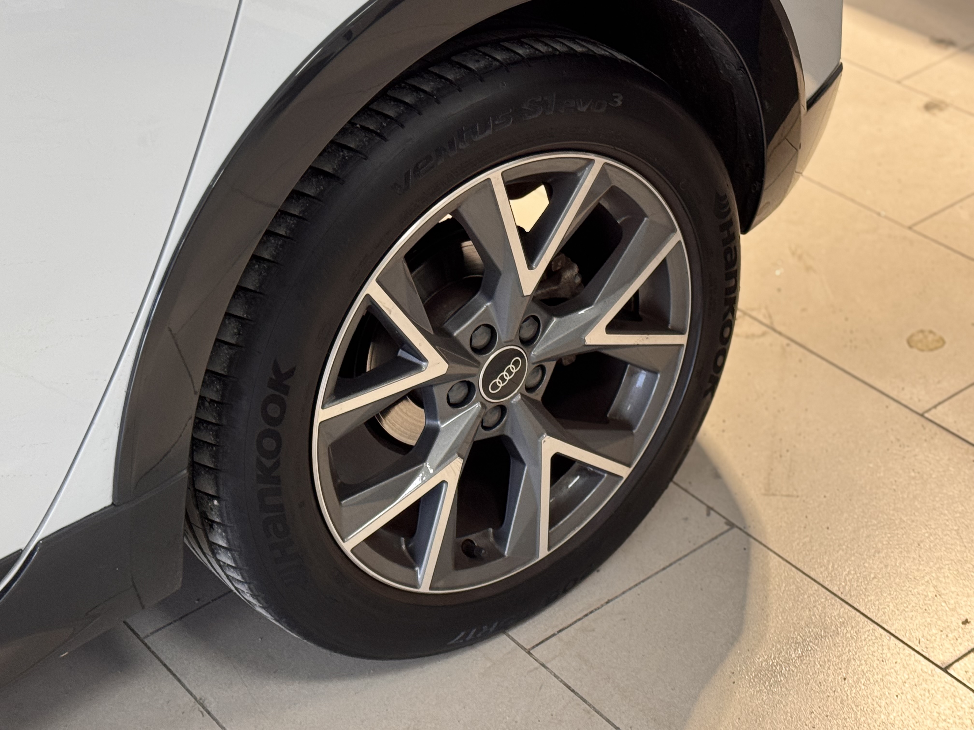 Audi A1 Citycarver 30 TFSI S tronic - 2022 4