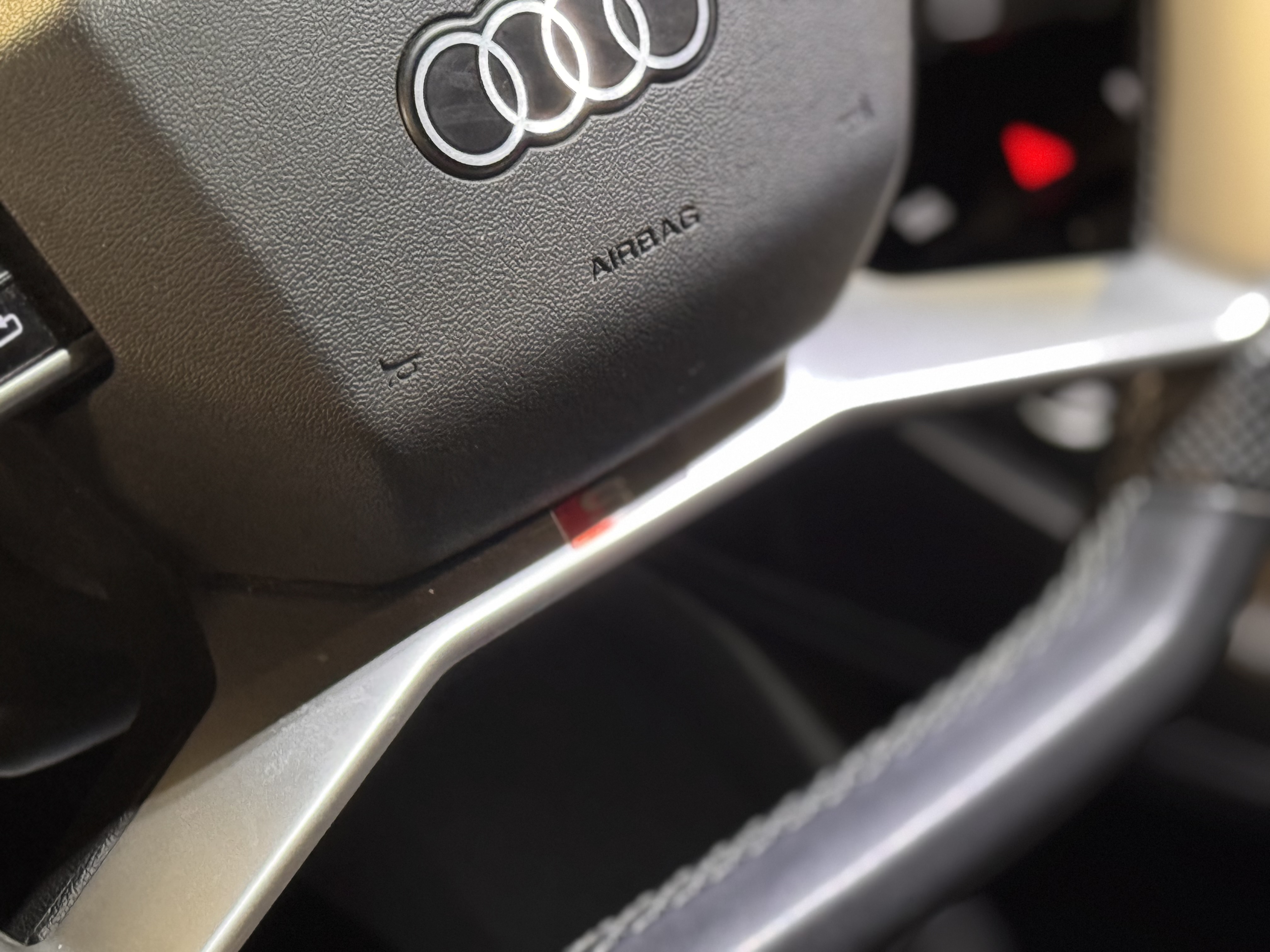 AUDI Q4 40 e-tron Black Line Edition - 2022 4