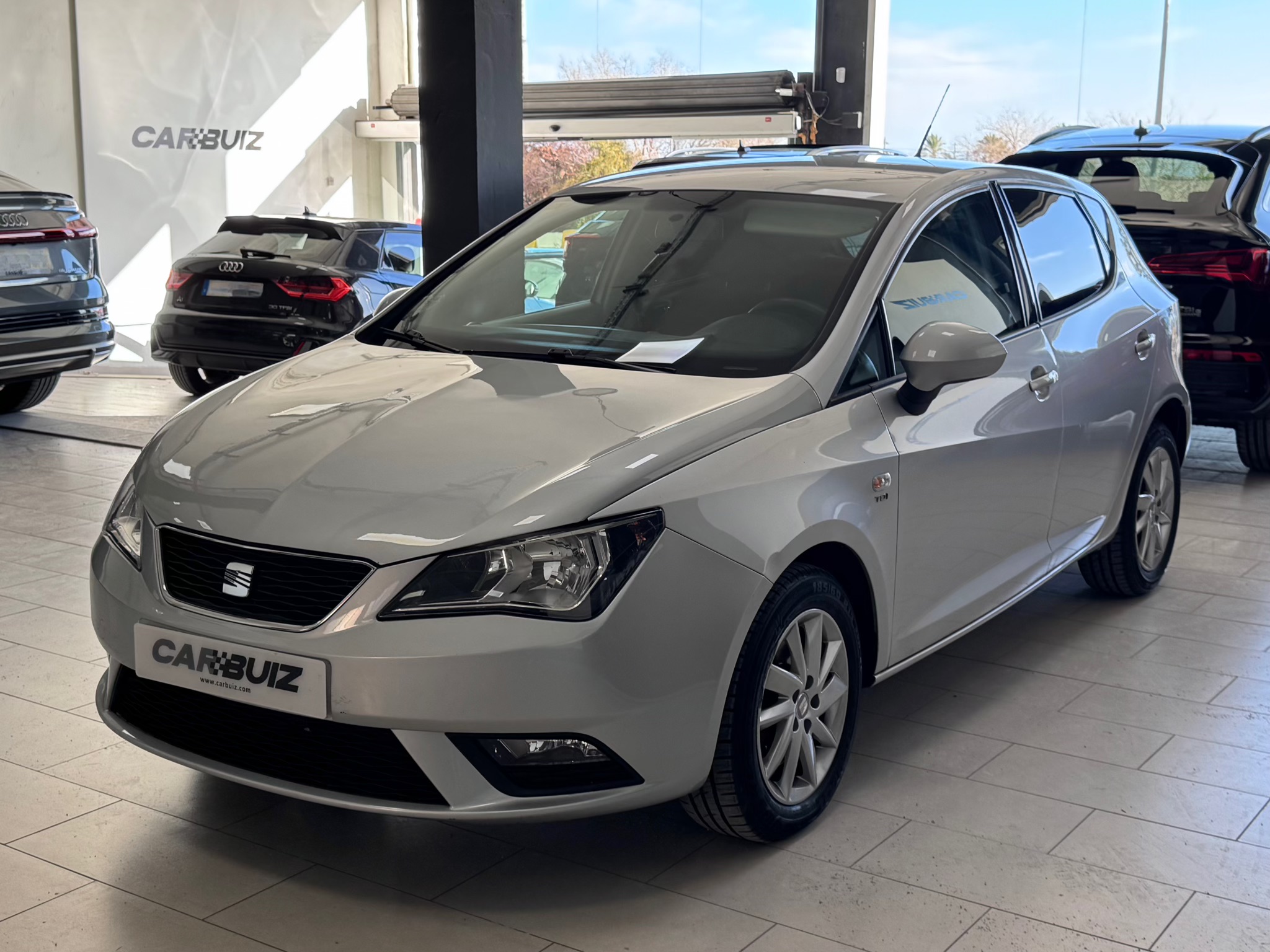 SEAT Ibiza 1.6 TDI Style 5 Puertas - 2013 27