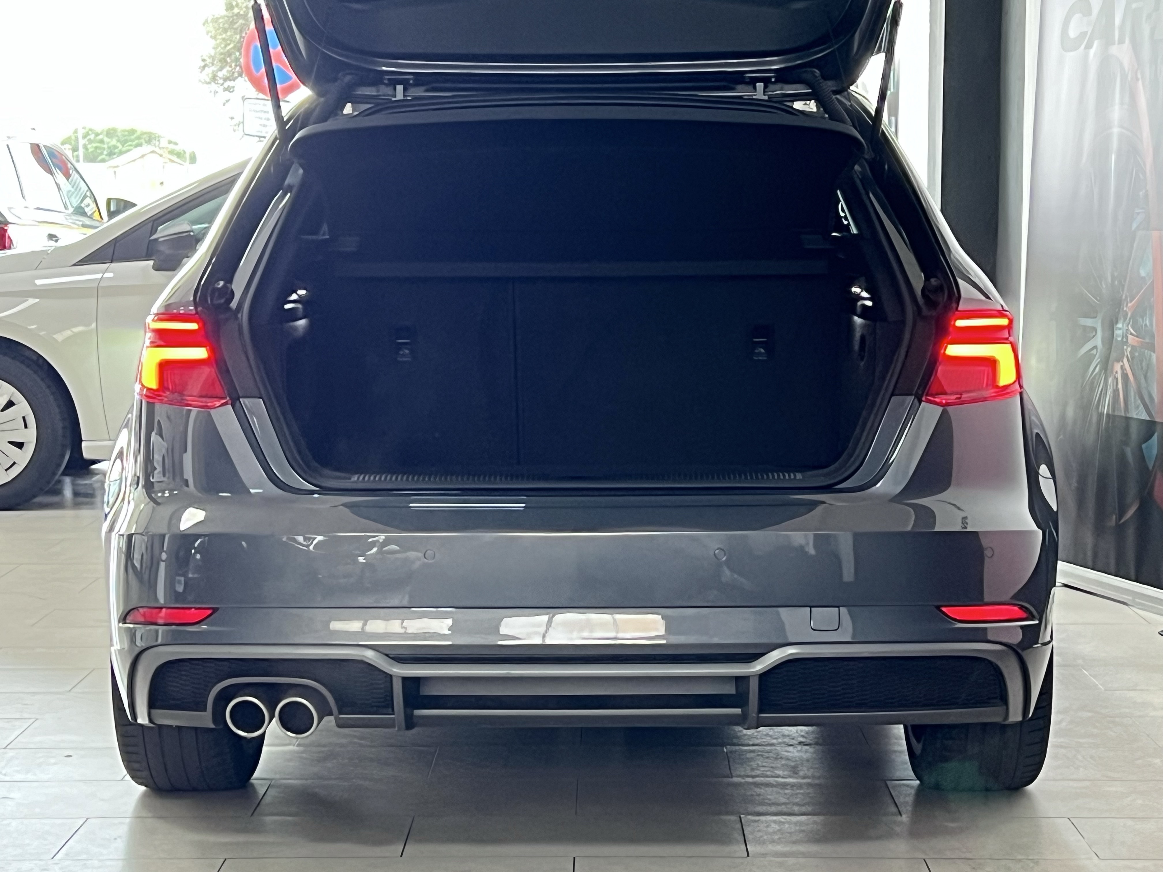AUDI A3 Sportback 35 TFSI S line - 2019 14