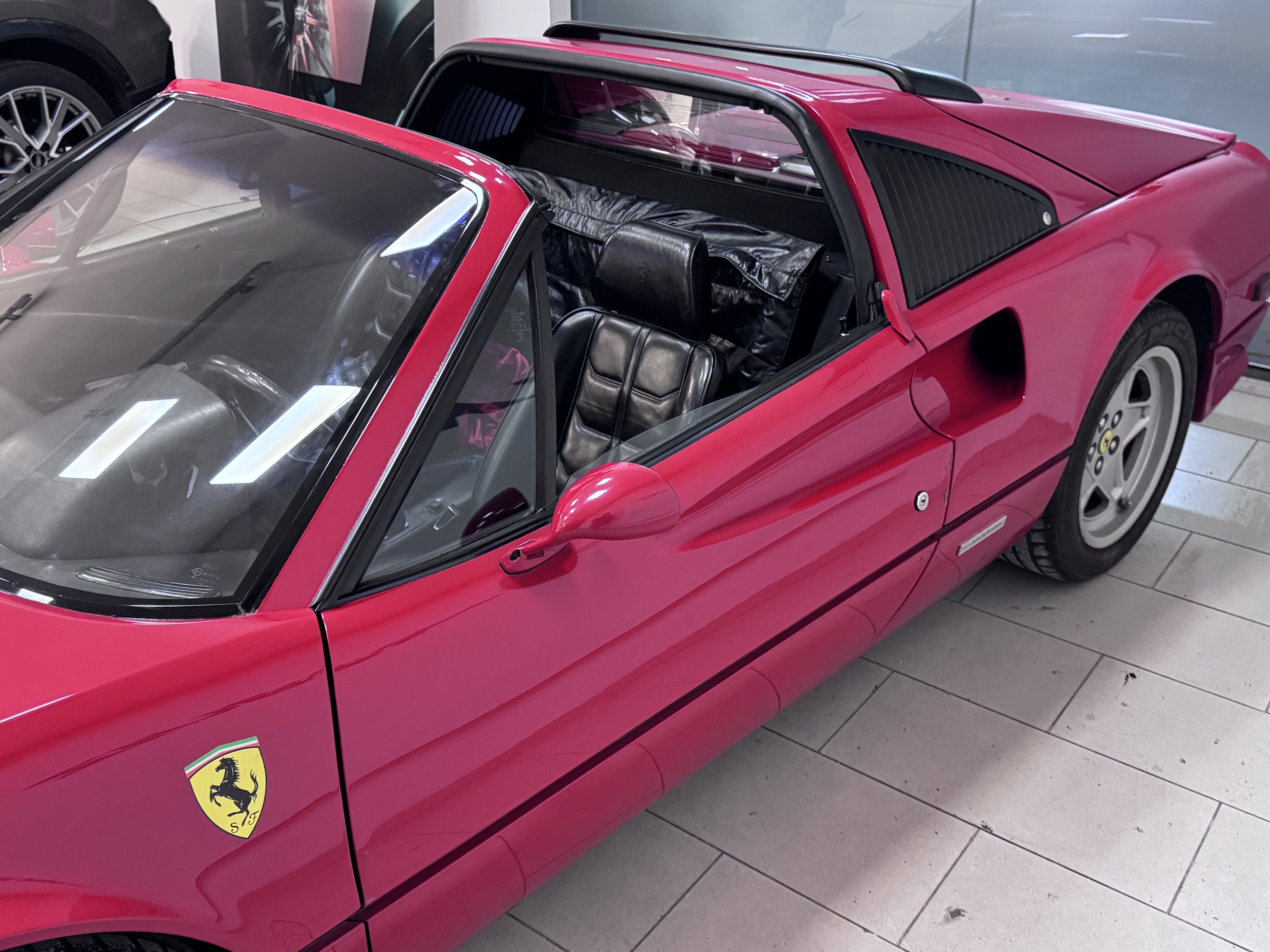 FERRARI 308 GTSi TARGA - 1981 11