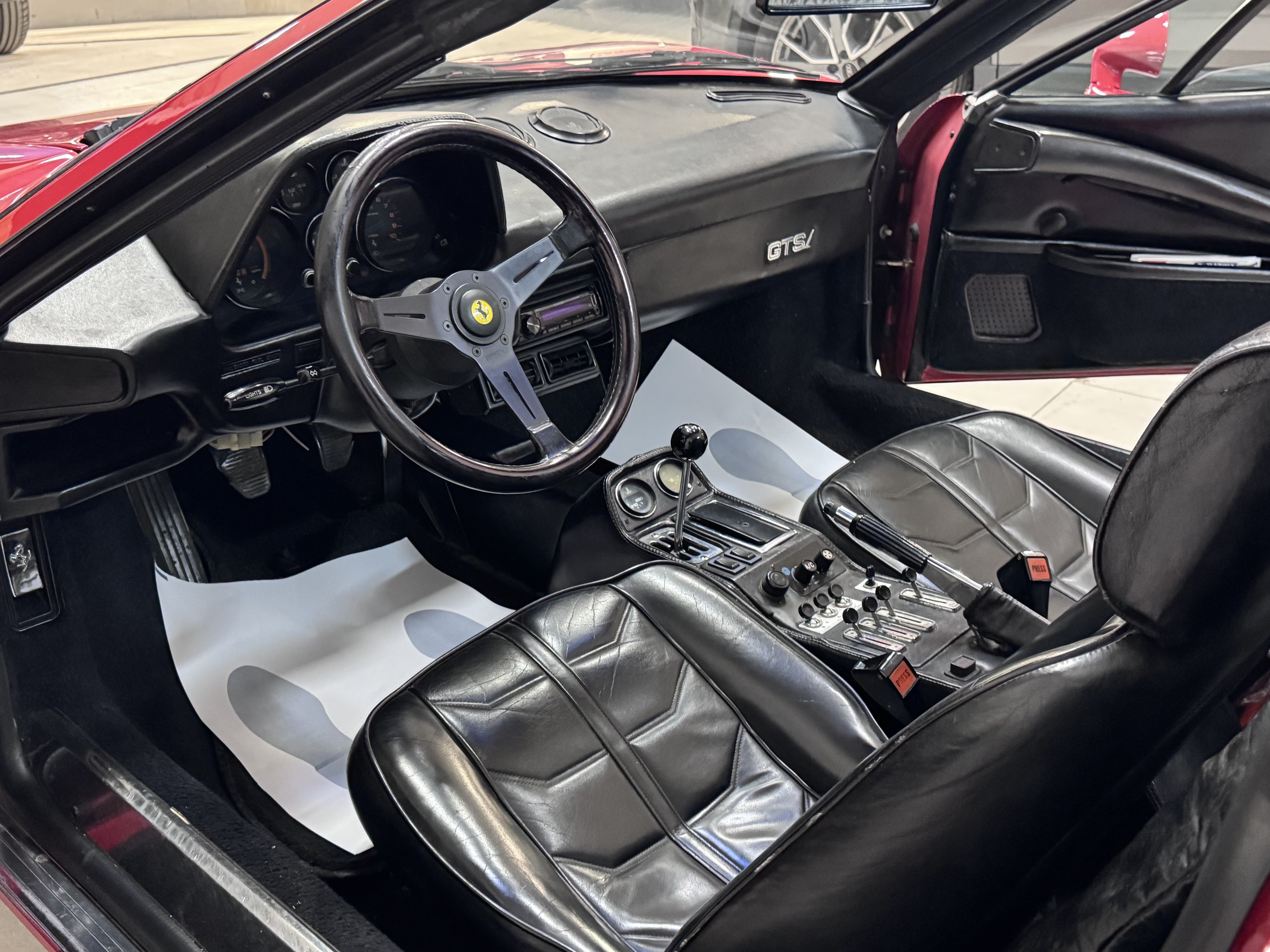 FERRARI 308 GTSi TARGA - 1981 21