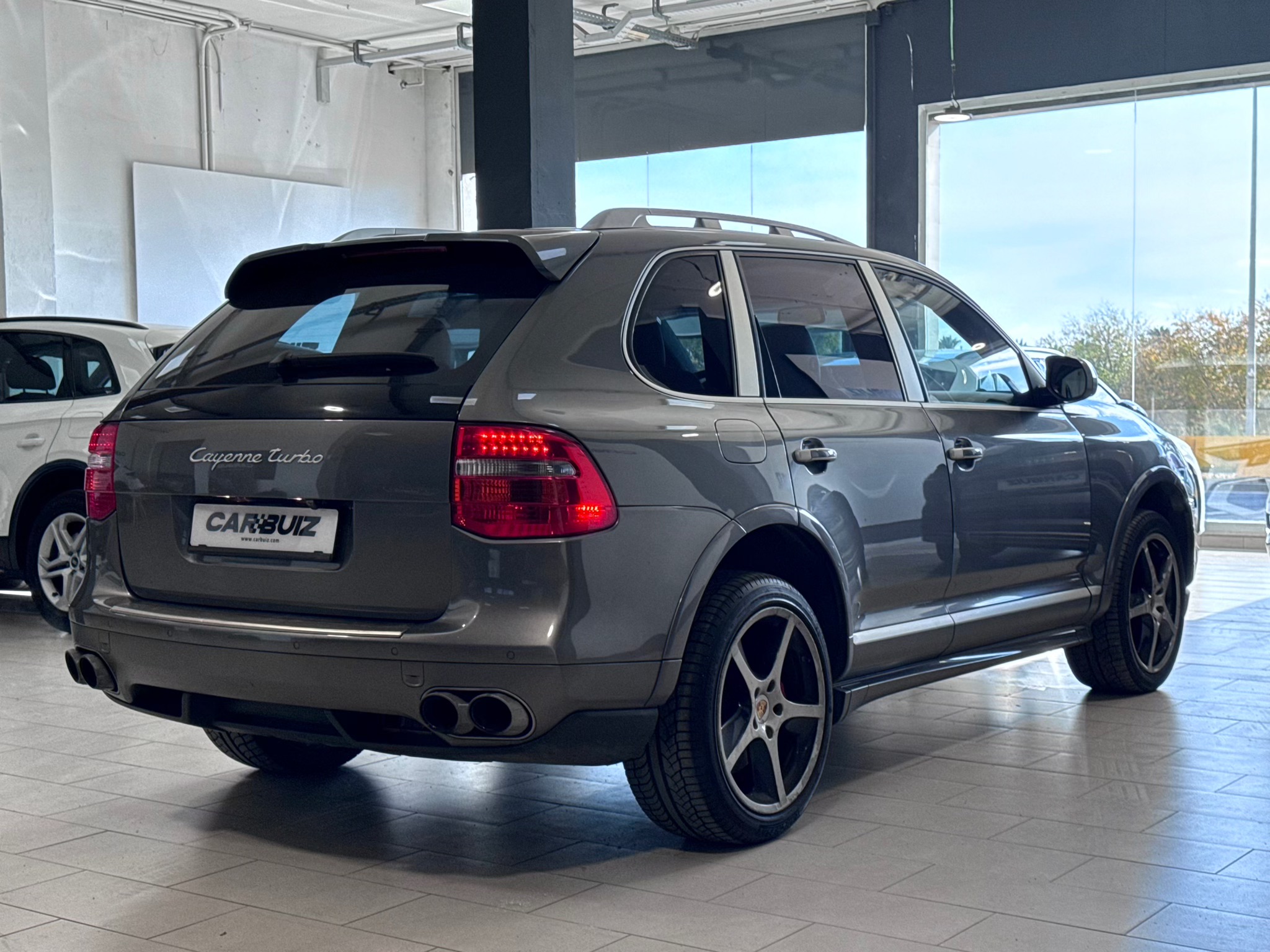 PORSCHE Cayenne Turbo - 2008 3