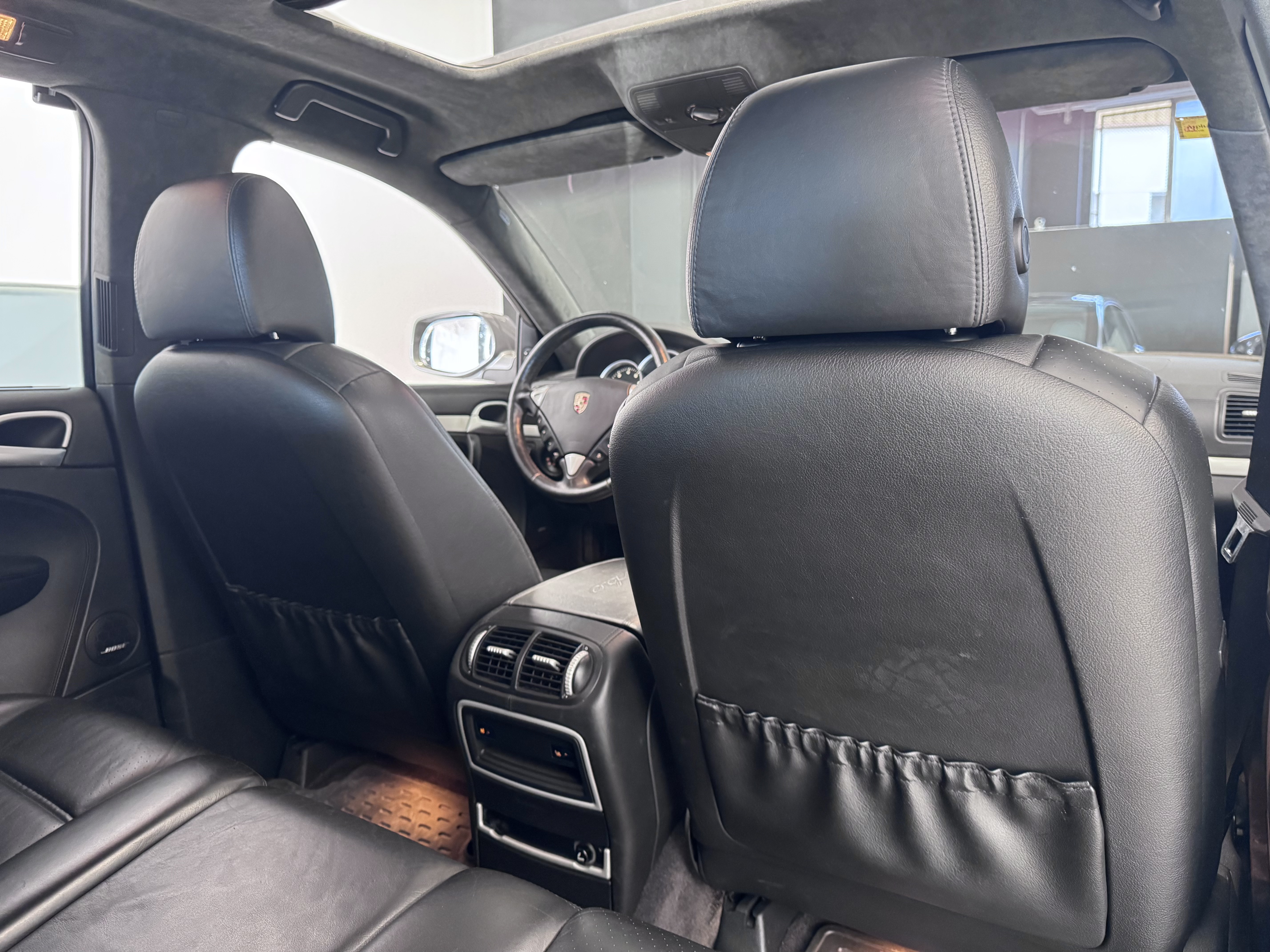 PORSCHE Cayenne Turbo - 2008 13