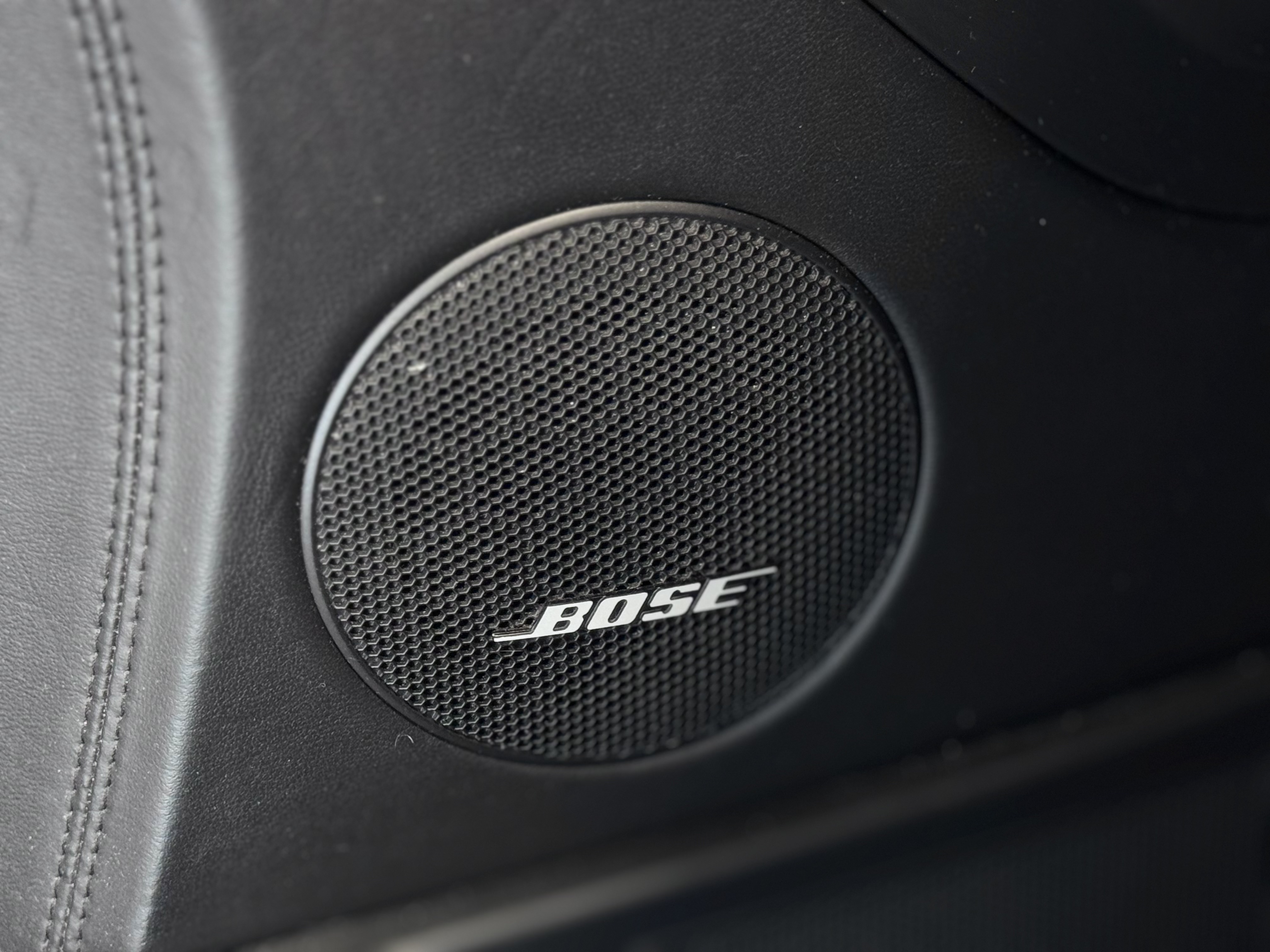 PORSCHE Cayenne Turbo - 2008 25