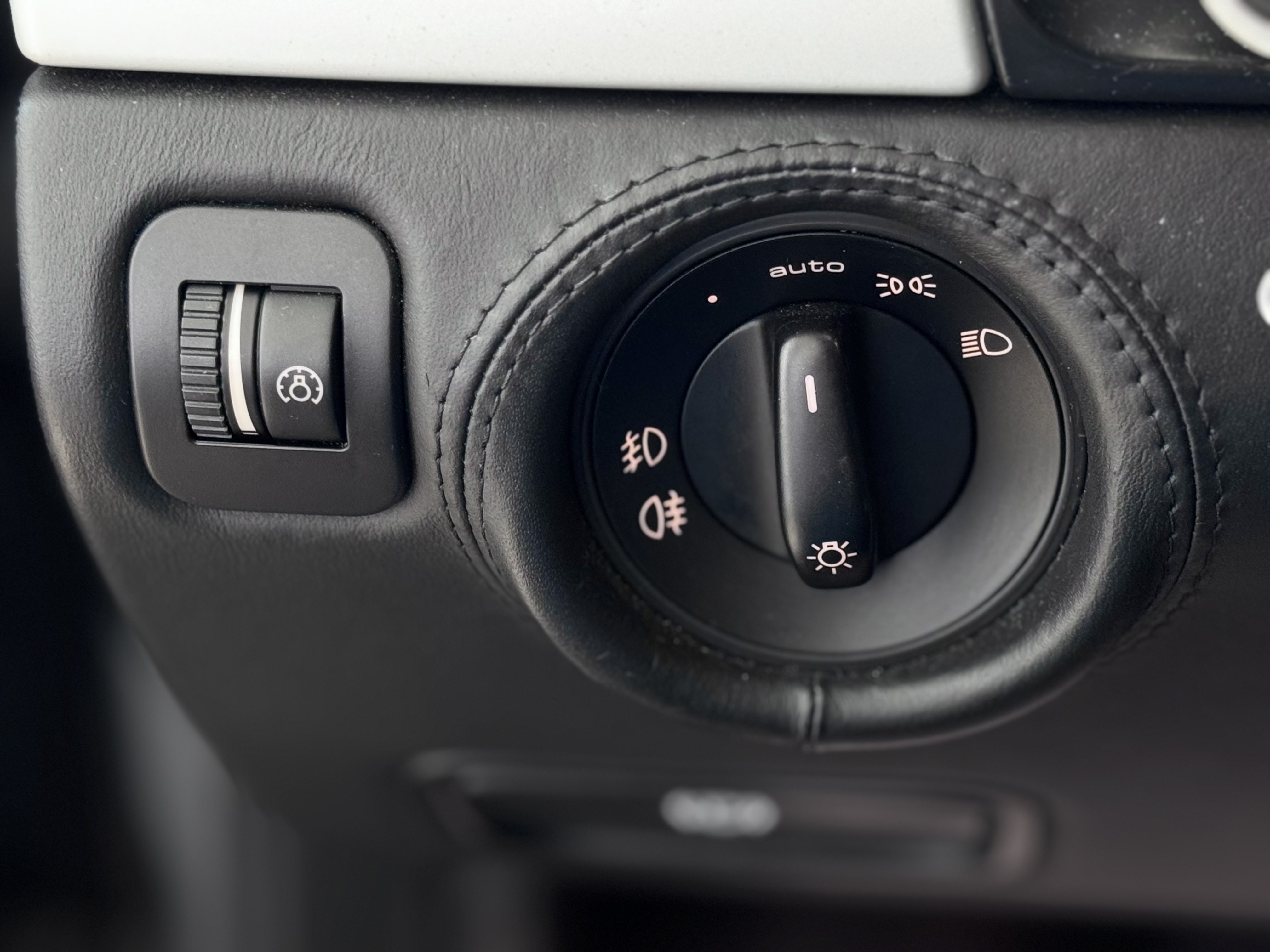 PORSCHE Cayenne Turbo - 2008 26