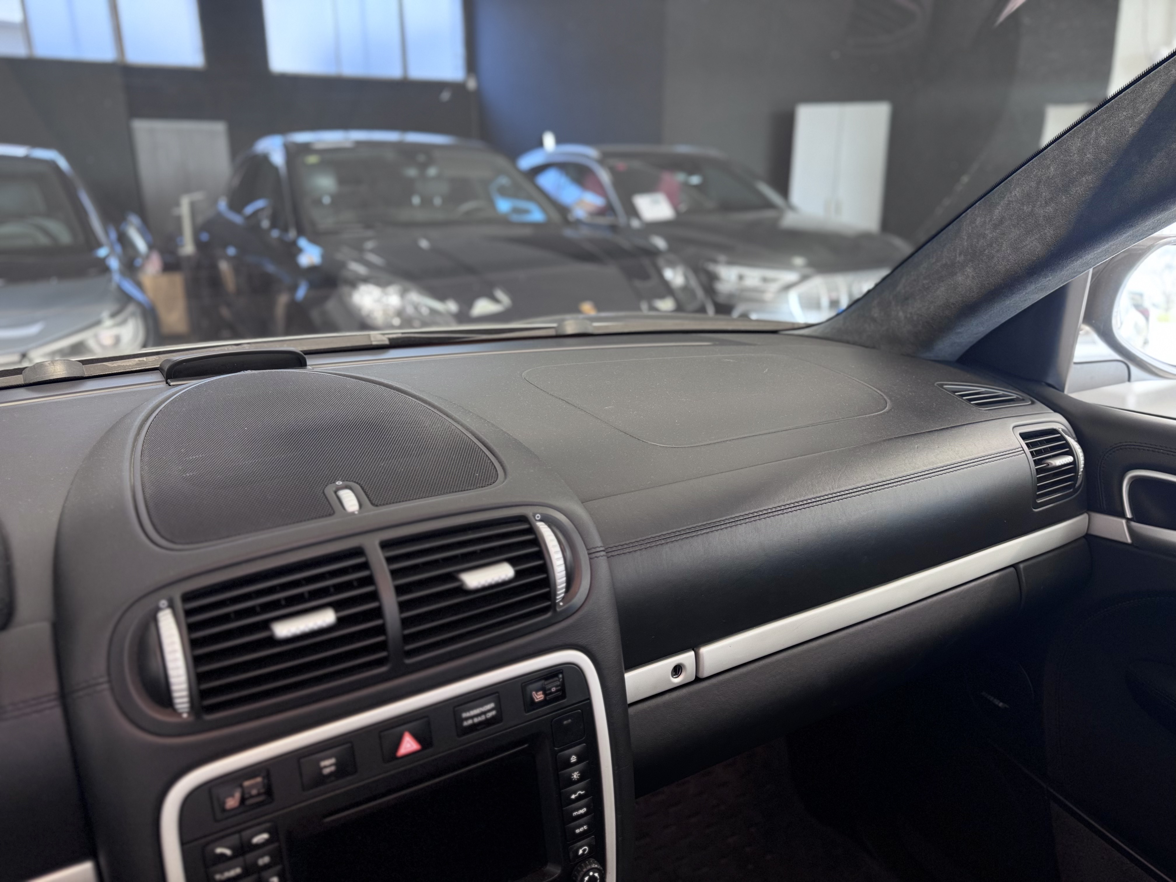 PORSCHE Cayenne Turbo - 2008 30