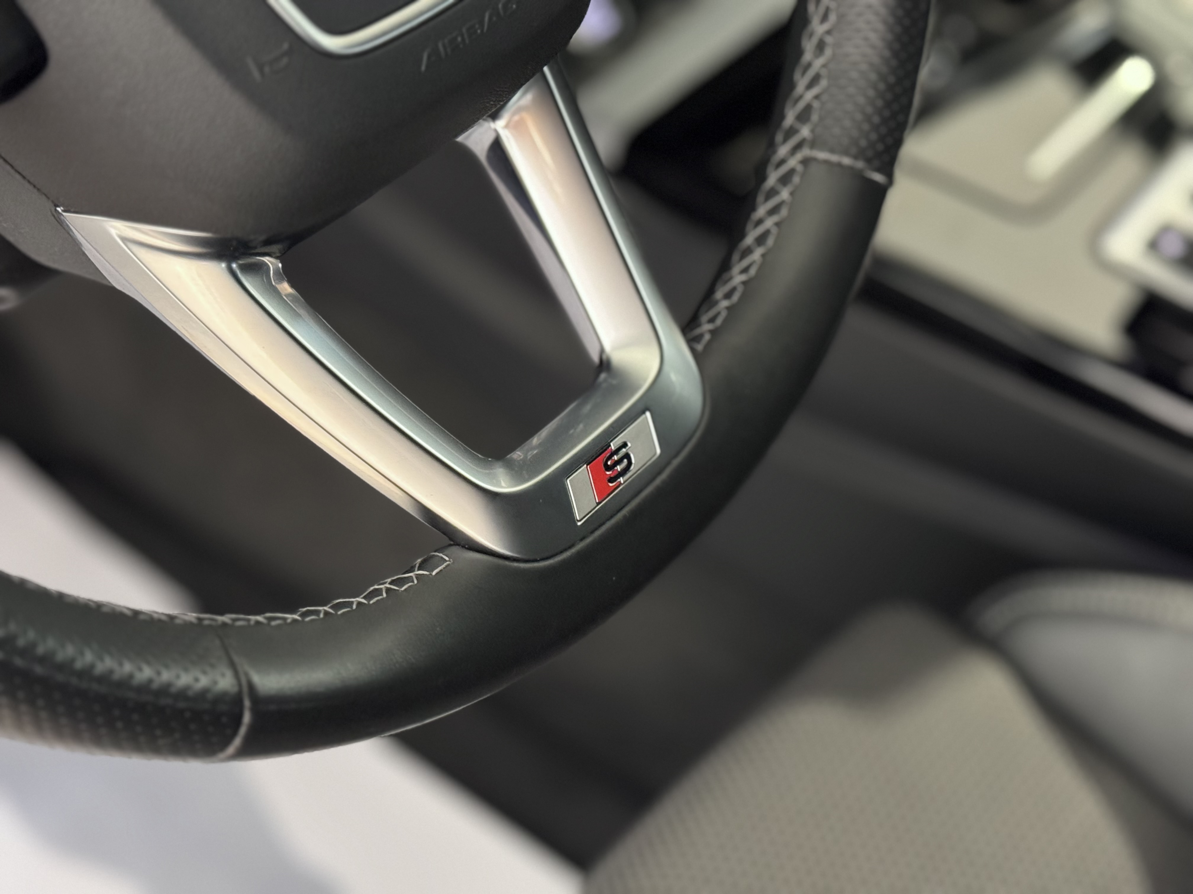 AUDI Q5 Sportback 55 TFSIe Black Line - 2021 31