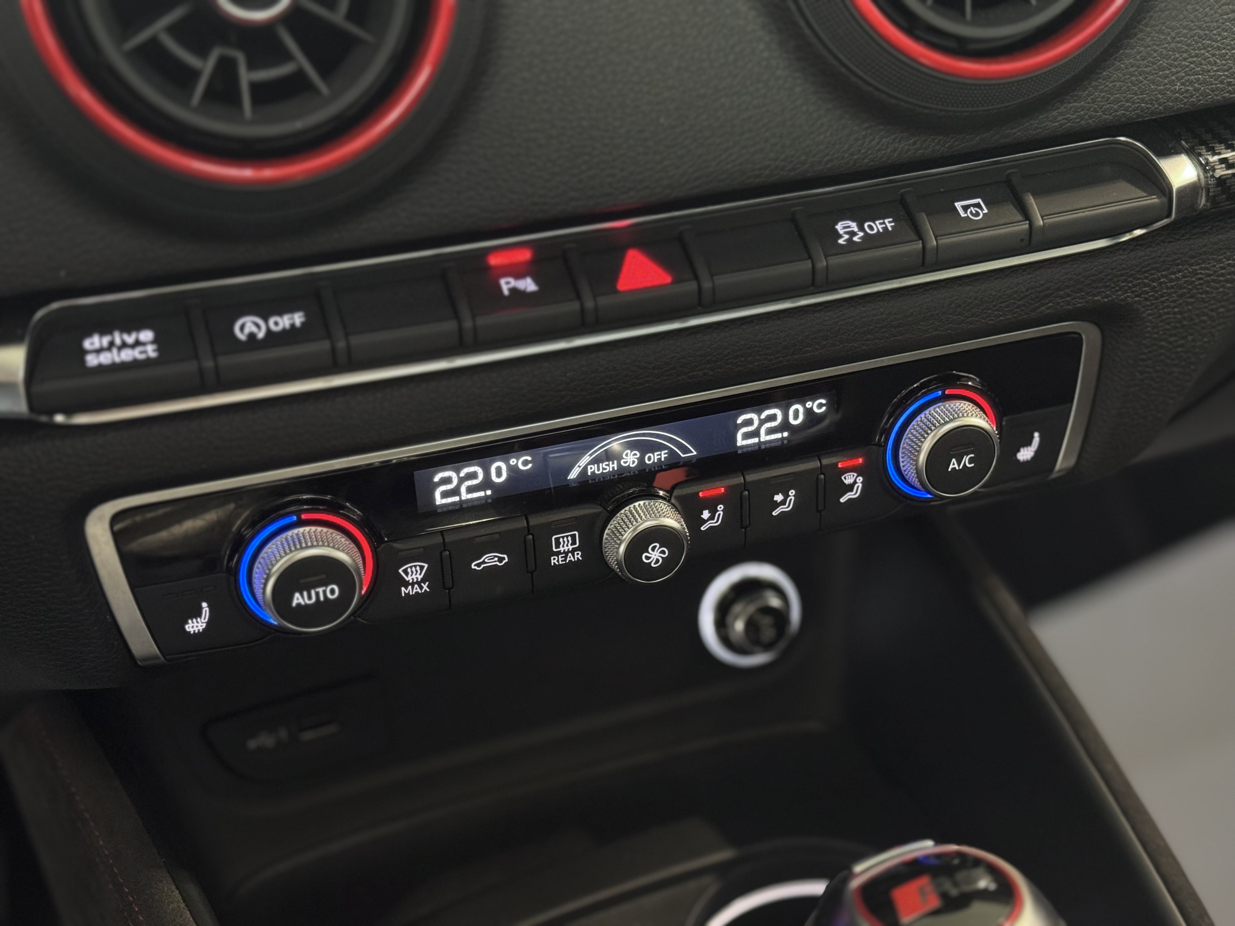 AUDI RS3 Sportback TFSI quattro S tronic - 2019 24