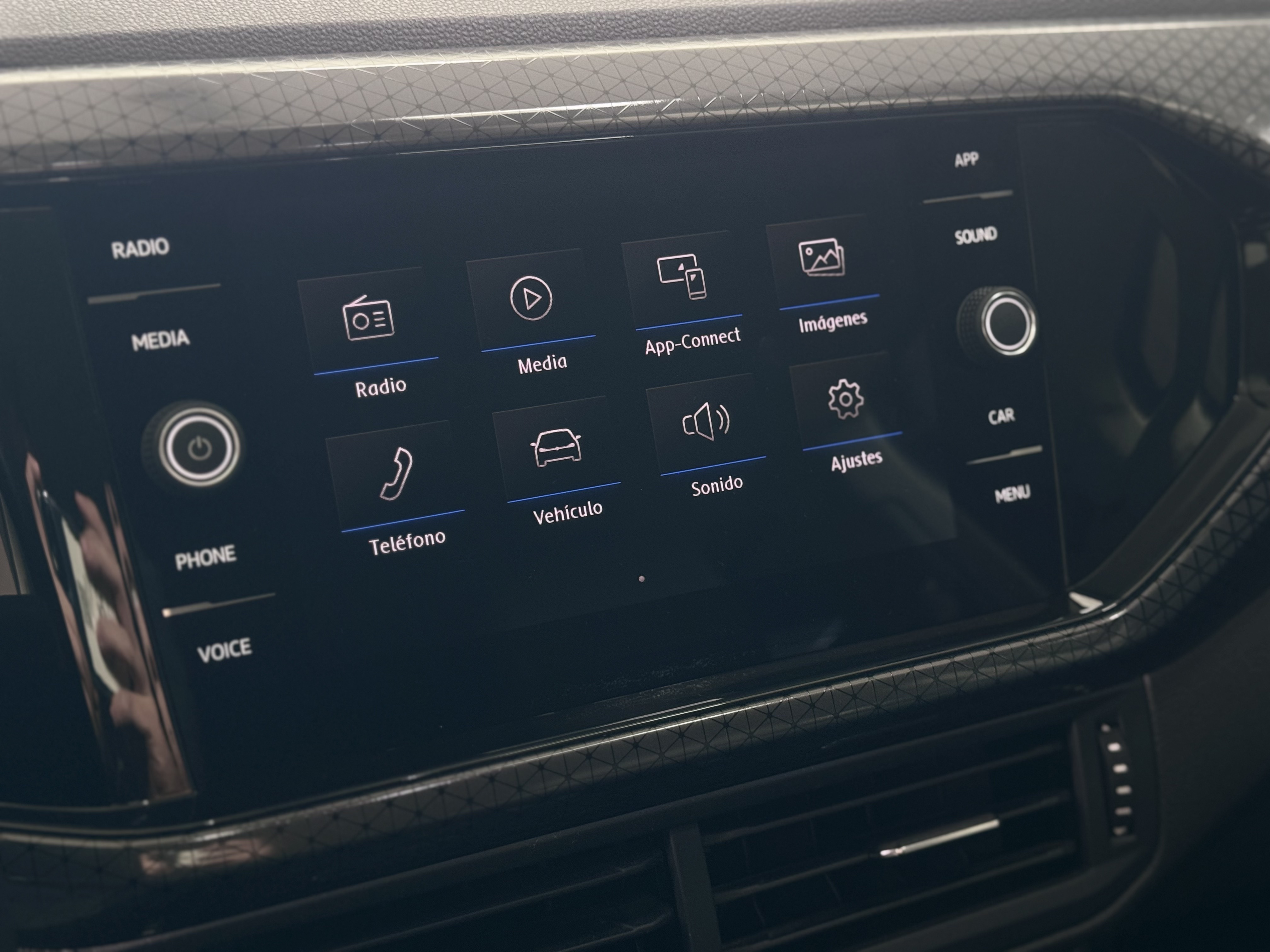 VOLKSWAGEN T-Cross Sport 1.0 TSI DSG - 2020 15