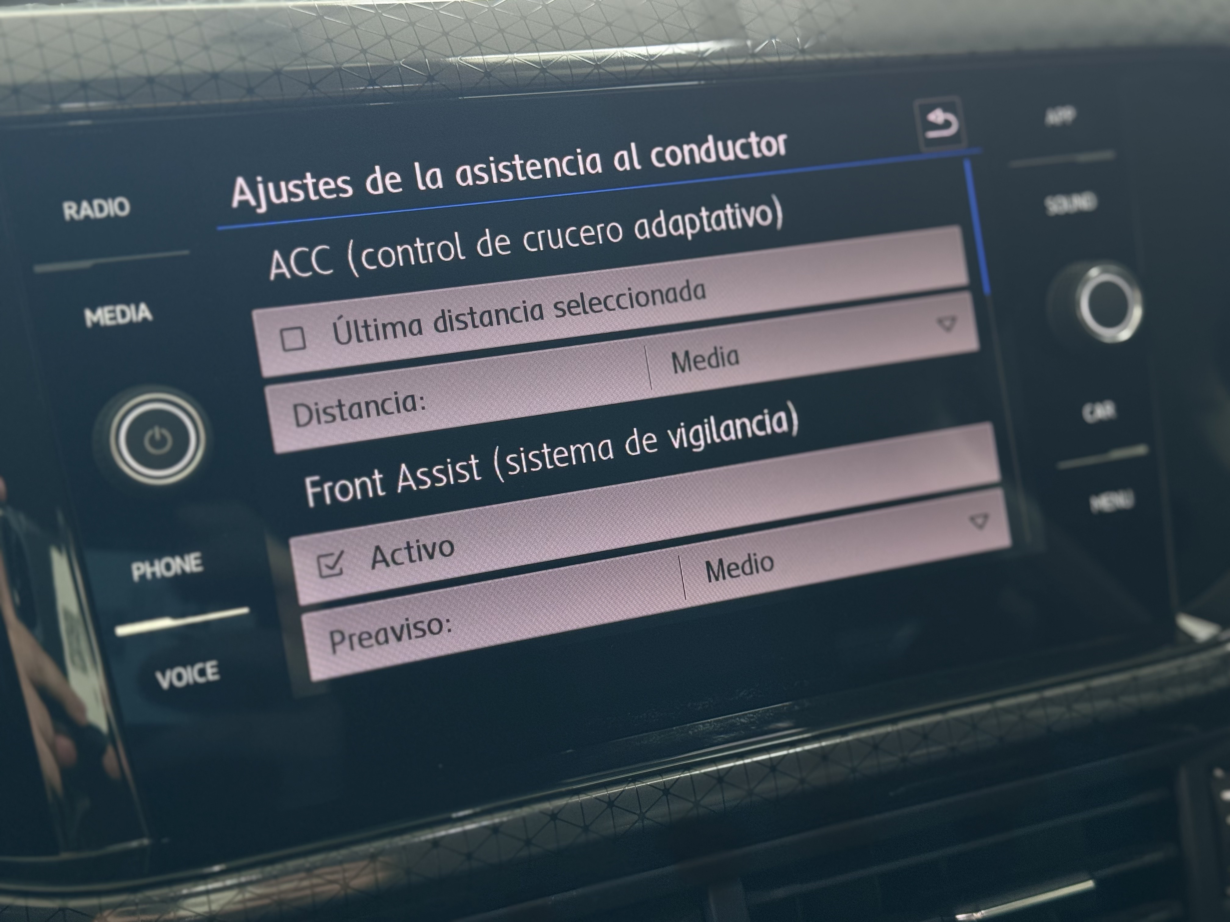 VOLKSWAGEN T-Cross Sport 1.0 TSI DSG - 2020 17