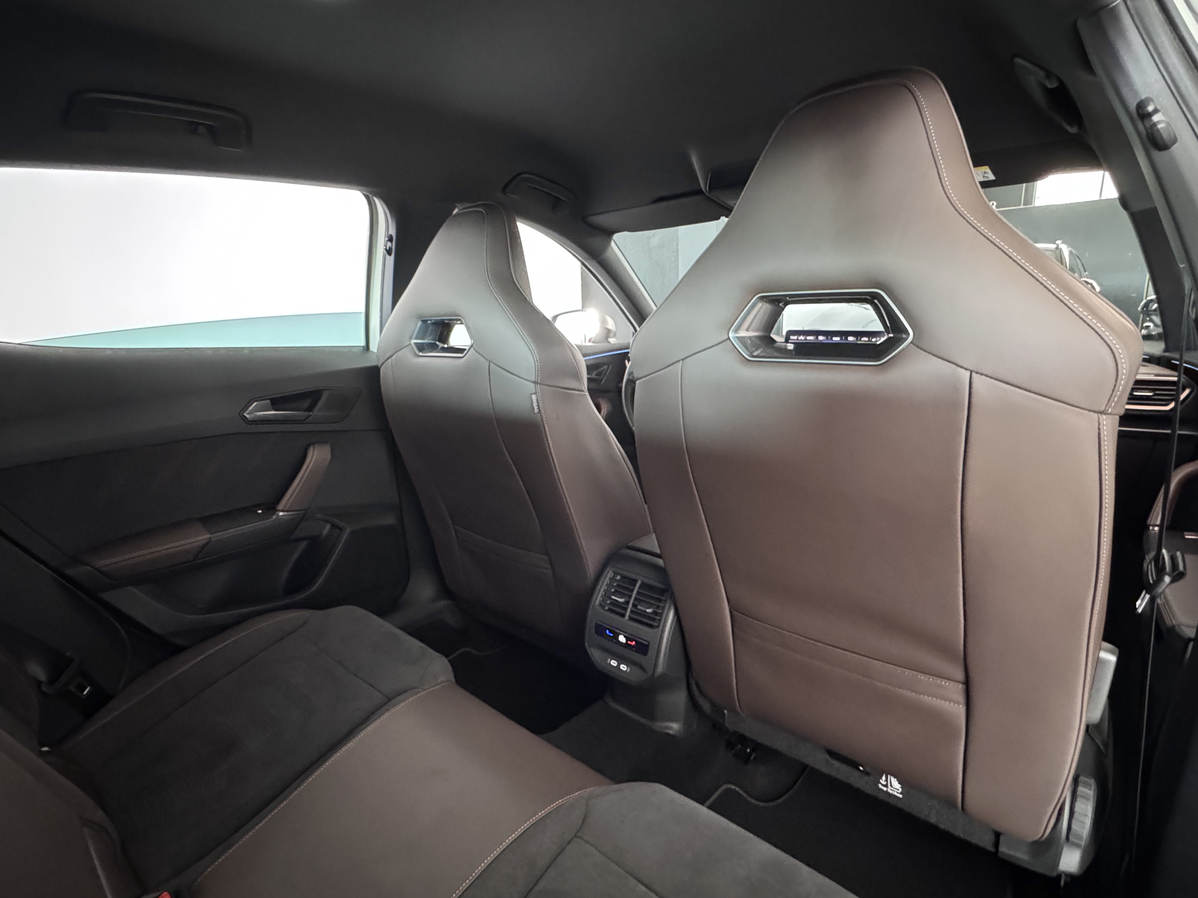 Cupra Formentor VZ5 Taiga Grey 4Drive DSG - 2023 12