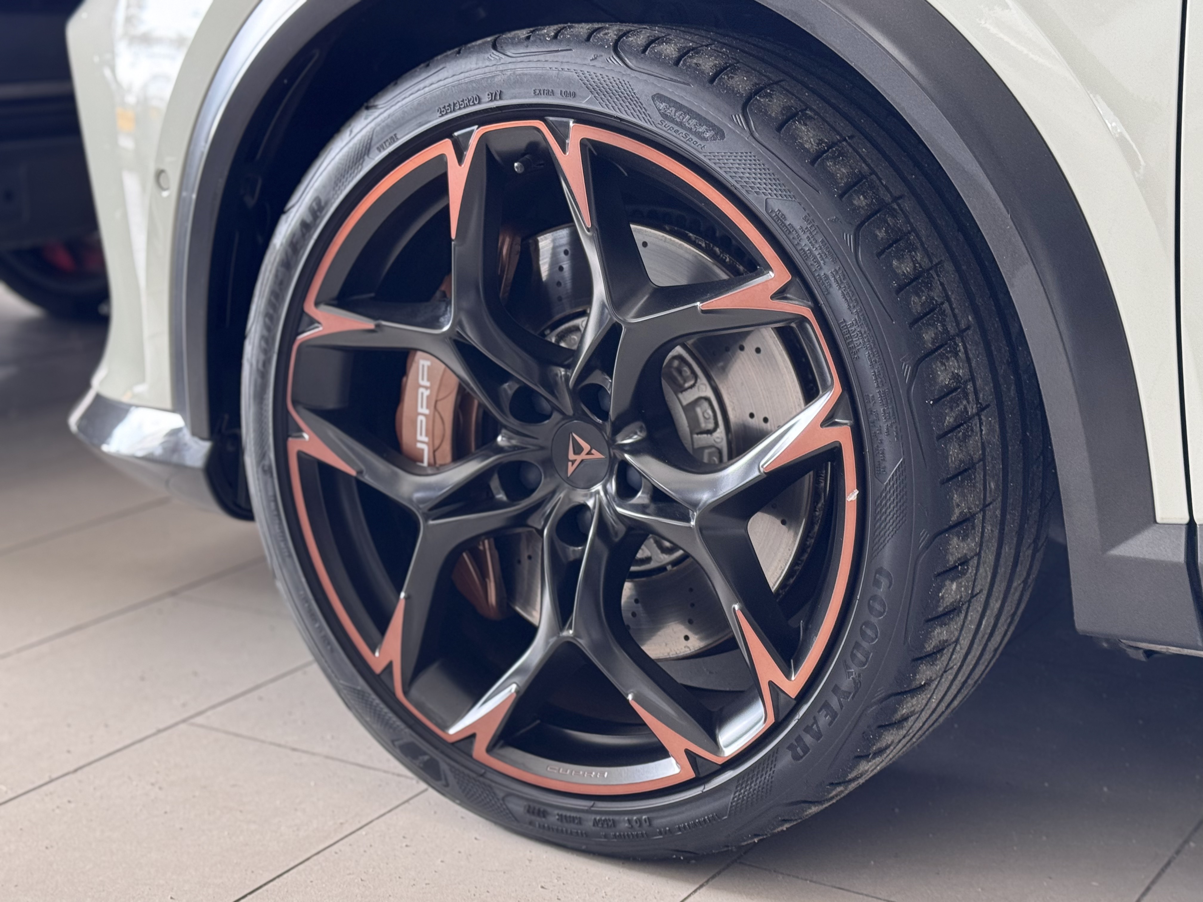 Cupra Formentor VZ5 Taiga Grey 4Drive DSG - 2023 18