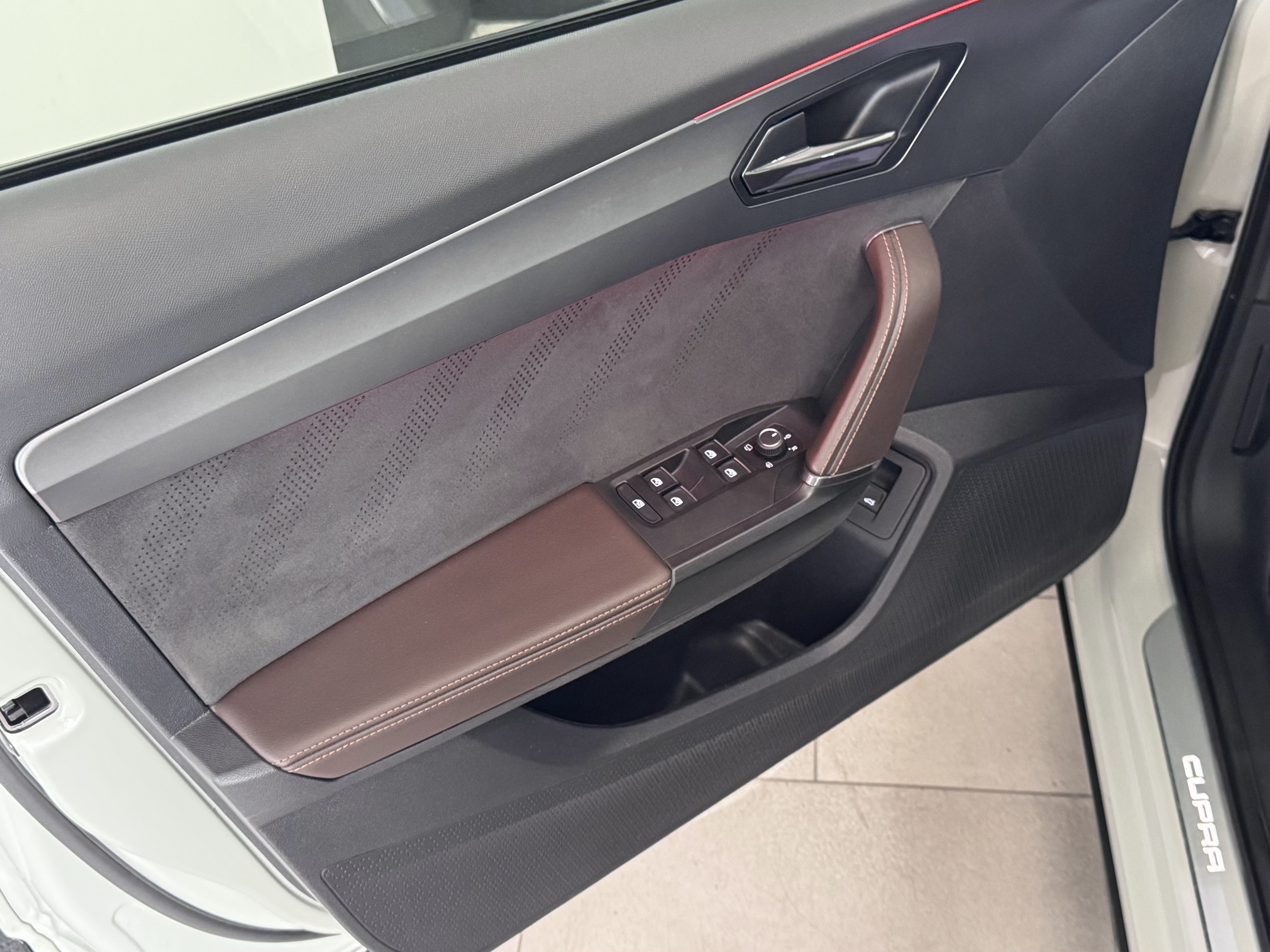 Cupra Formentor VZ5 Taiga Grey 4Drive DSG - 2023 29