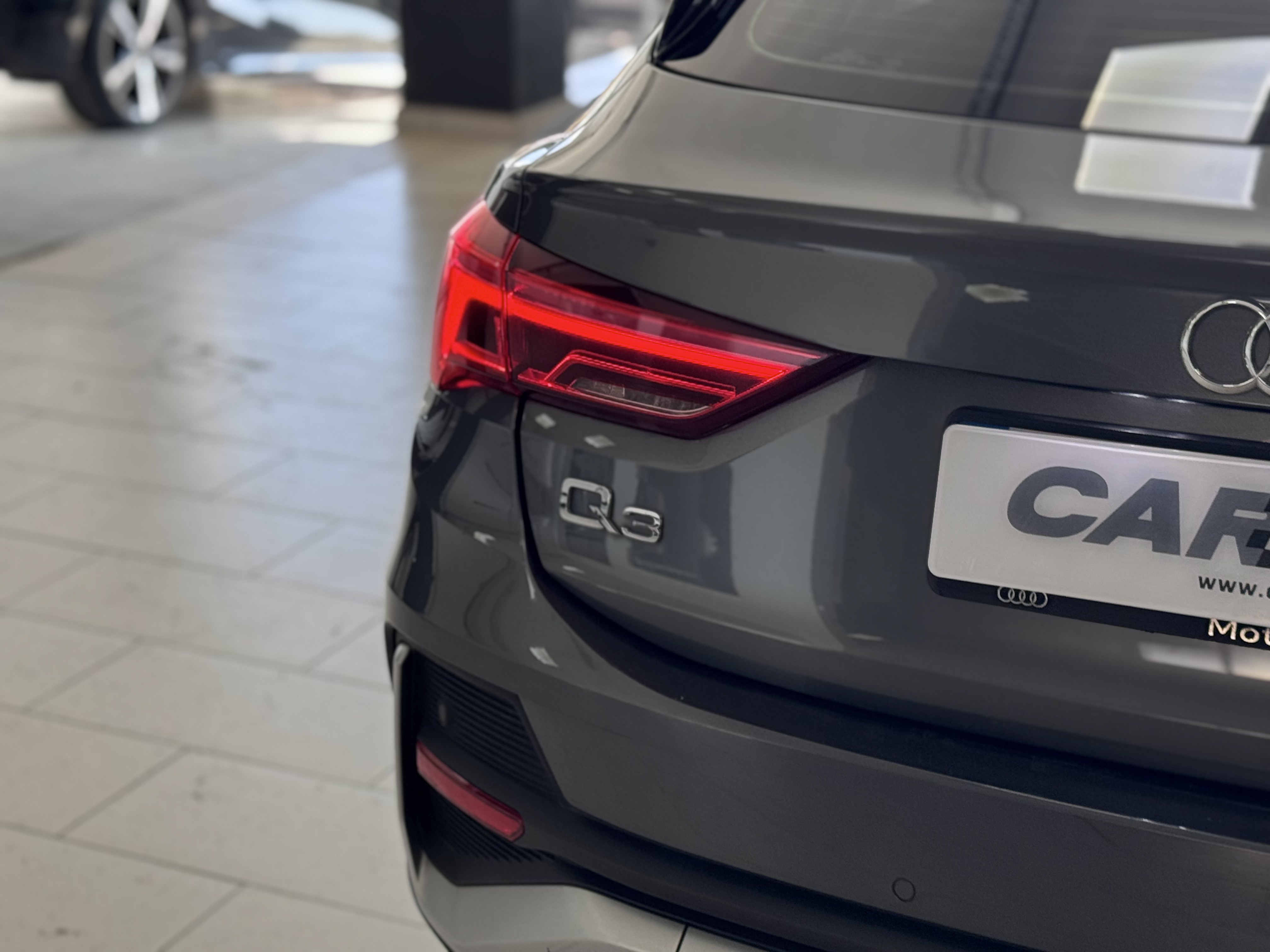 Audi Q3 Sportback 45 TFSIe S line S tronic - 2022 23